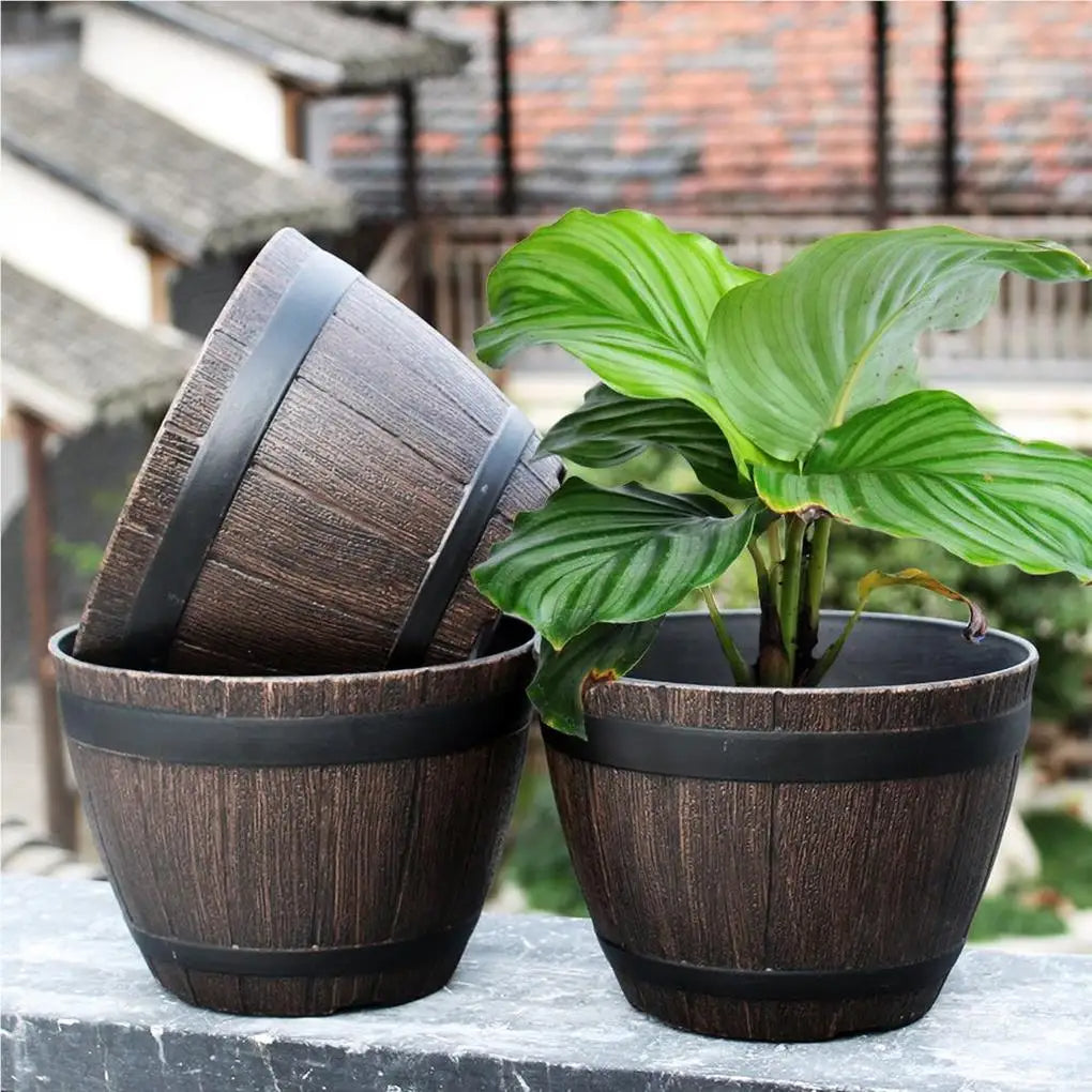 Flower Pots, 9" Simulation Wood Barrels Flower Bucket Ornament, Classic Home and Garden Whiskey Plastic Flower Pot Barrel Planter