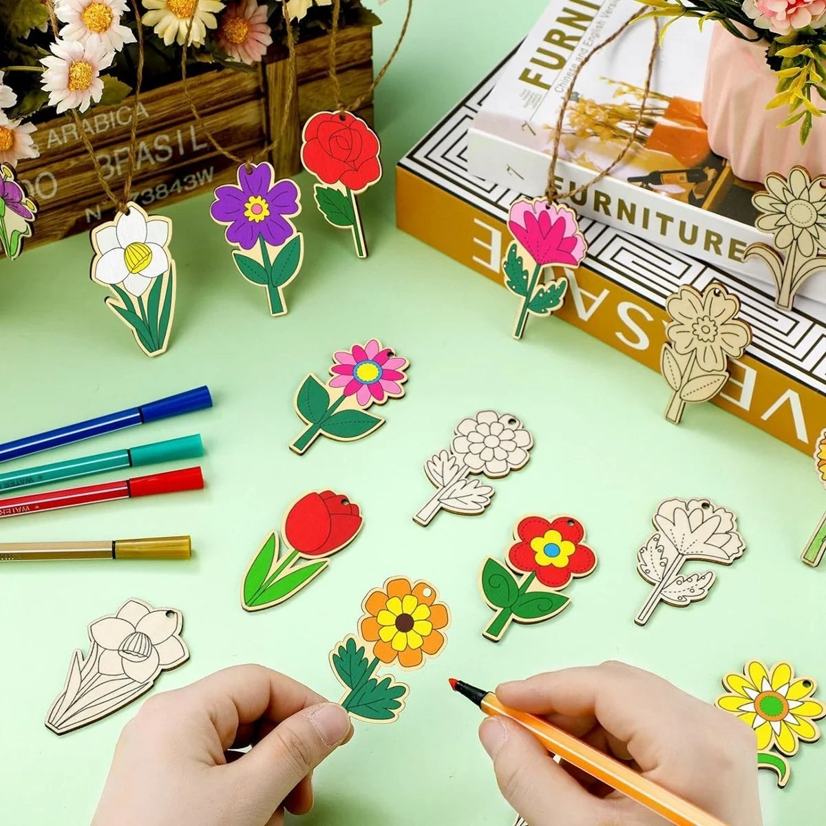12pcs Unfinished Wood Spring Flowers Cut Outs, Kids' Handmade Cutouts Flowers Craft Blank Wooden Art Crafts Flowers Decoration Flower Handicraft for Kids Home School Party Ornaments
