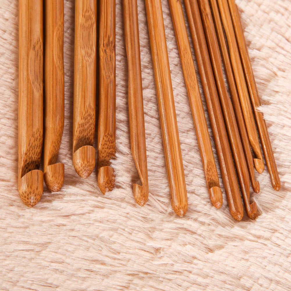 Bamboo Handle Crochet Hook Set Handcrafted Knitting Needles Kit Weave Yarn Craft Tool for DIY Art and Craft Kniiting Gift