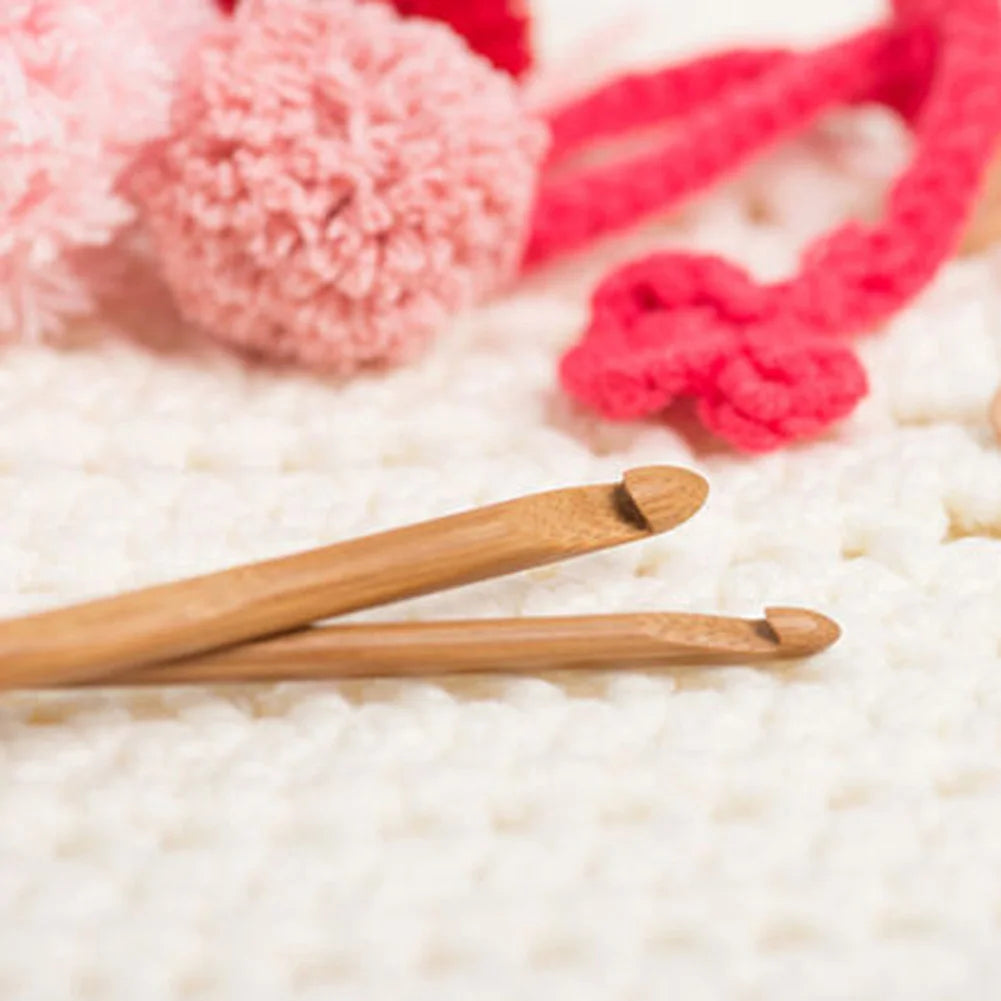 Bamboo Handle Crochet Hook Set Handcrafted Knitting Needles Kit Weave Yarn Craft Tool for DIY Art and Craft Kniiting Gift
